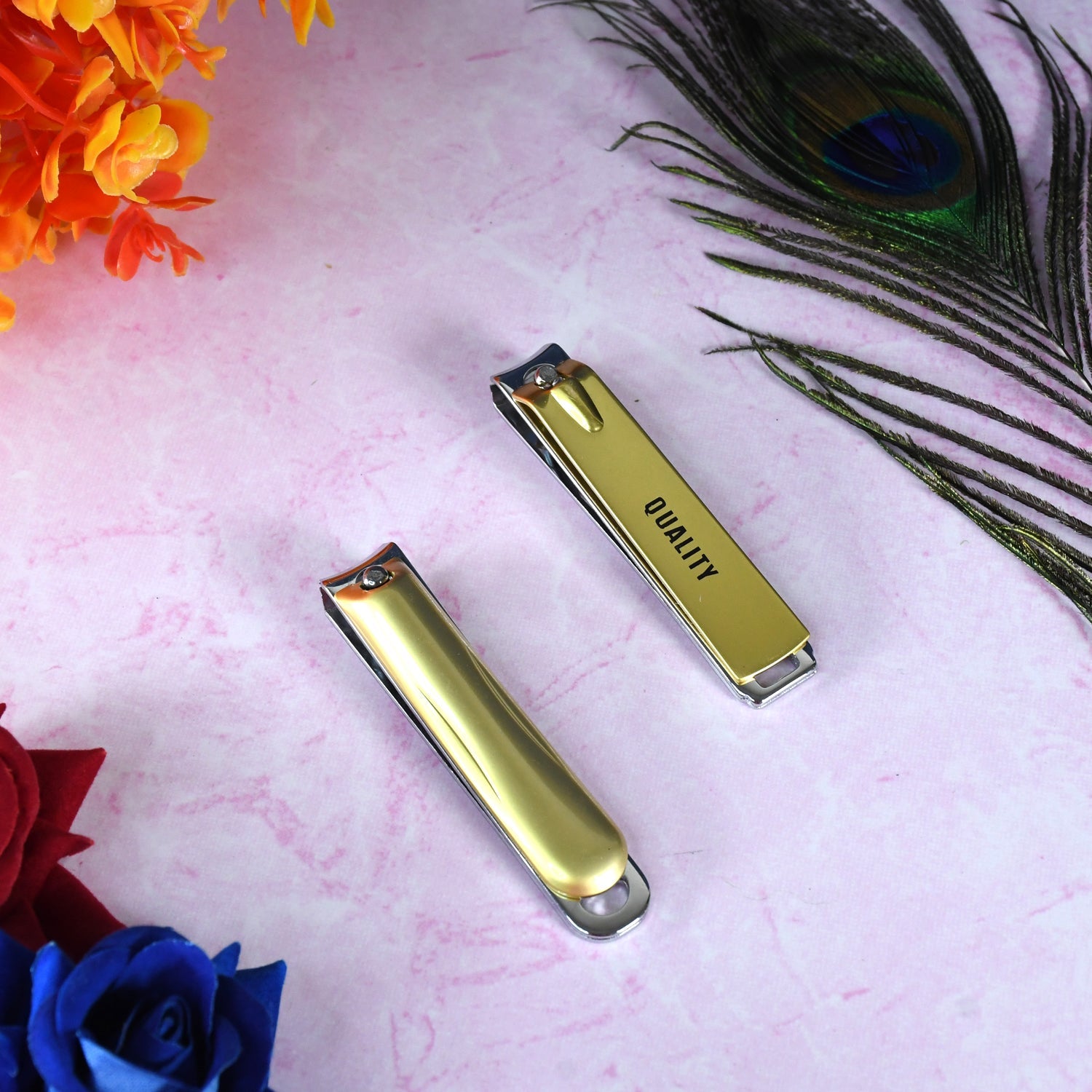 Stainless Steel Folding Portable Large Nail Clippers with Nail File (1 Pc / Mix Design) Stainless Steel Folding Portable Large Nail Clippers with Nail File (1 Pc / Mix Design)